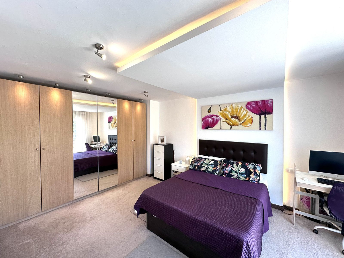 3 bedroom Villas for sale in Marbella – R5119975
