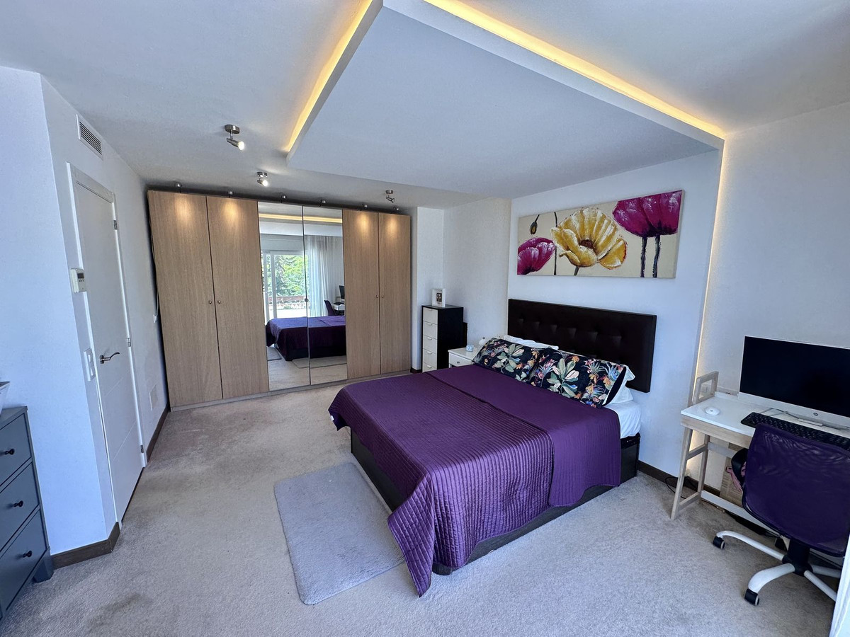 3 bedroom Villas for sale in Marbella – R5119975