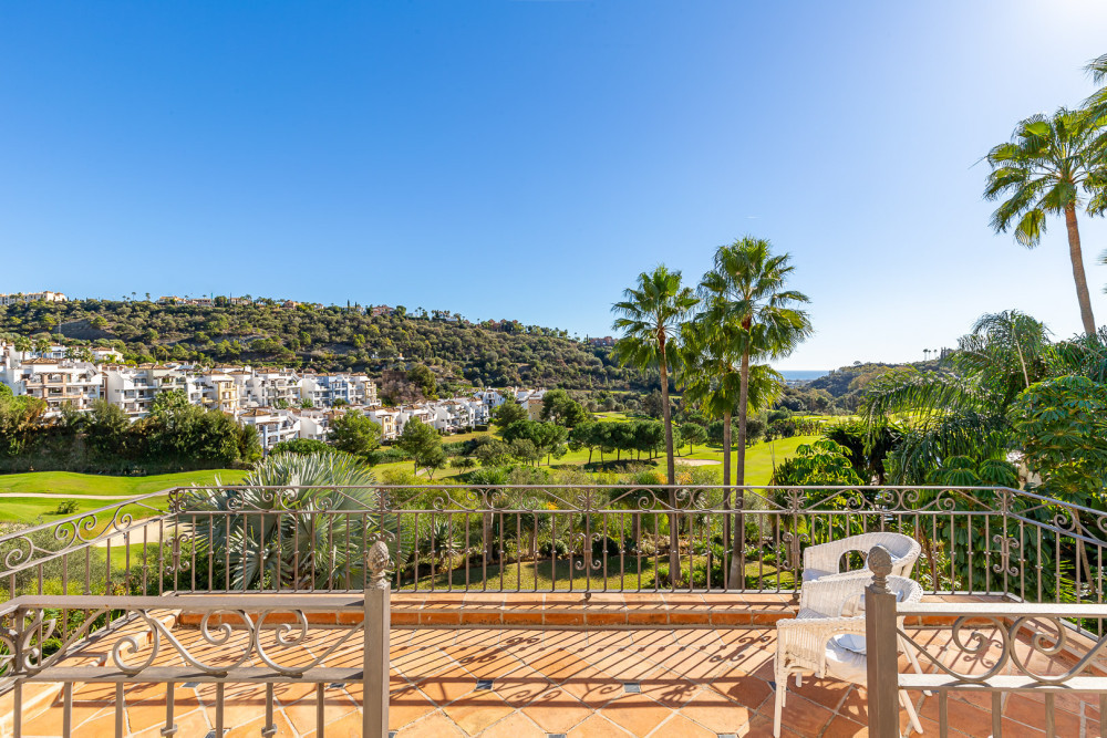 Villas de 5 dormitorios en venta en Los Arqueros – R4860253