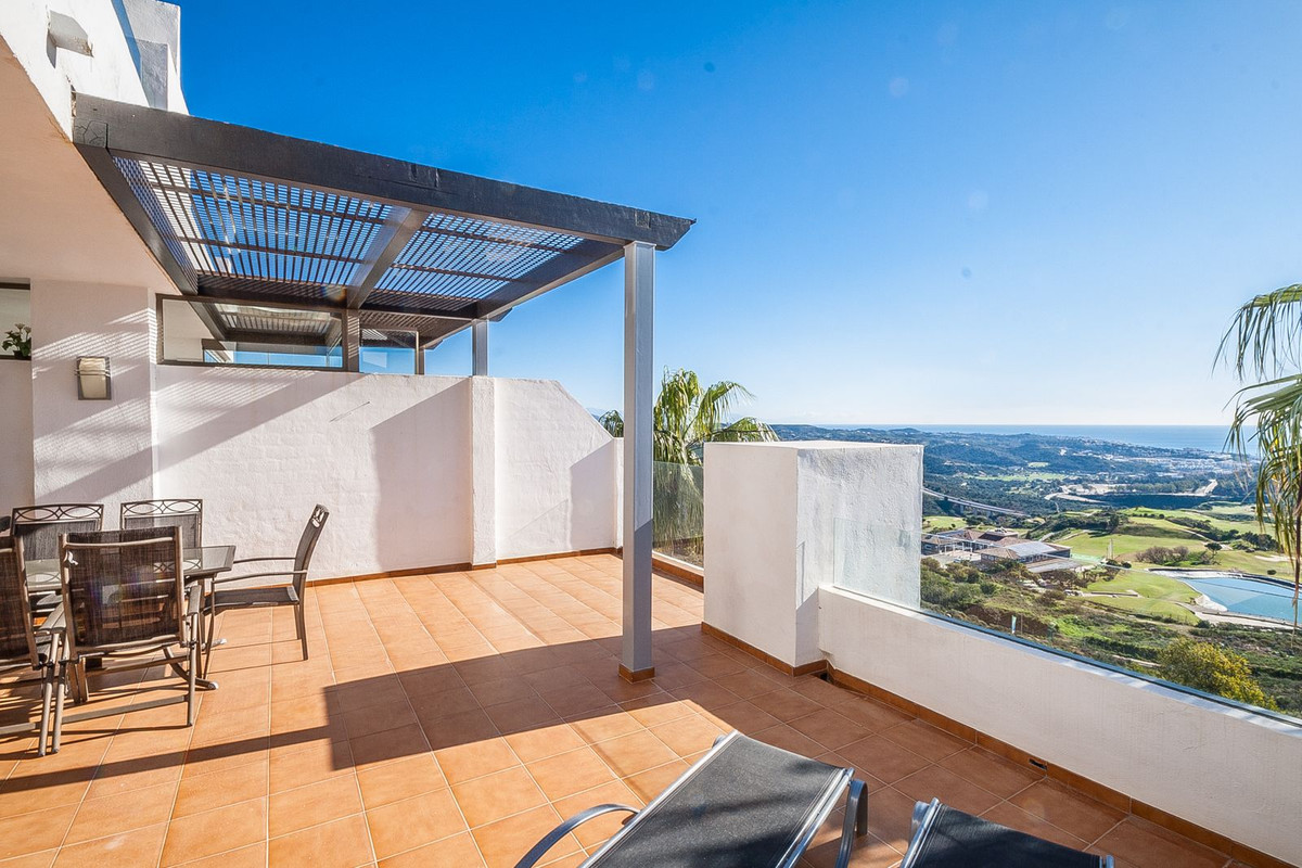 2 bedroom Apartments for sale in La Cala de Mijas – R5124061