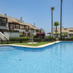 Adosados de 4 dormitorios en venta en Marbella – R5079868