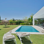 Villas de 4 dormitorios en venta en Mijas – R5117032