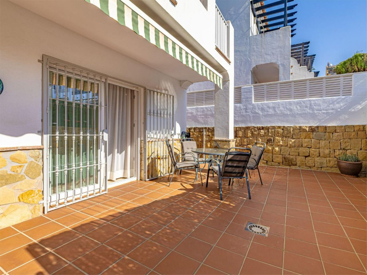 Pareados de 3 dormitorios en venta en Marbella – R5111407