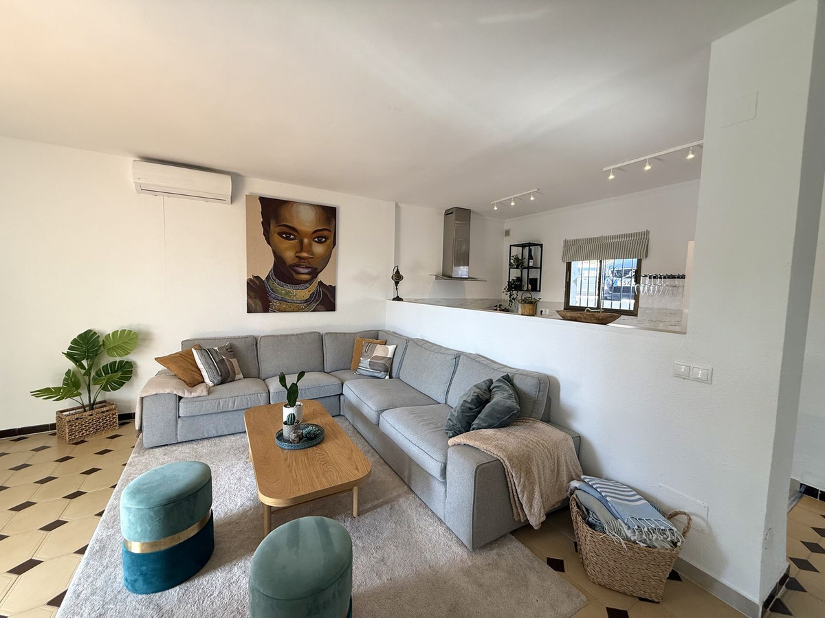3 bedroom Townhouses for sale in Riviera del Sol – R5109538