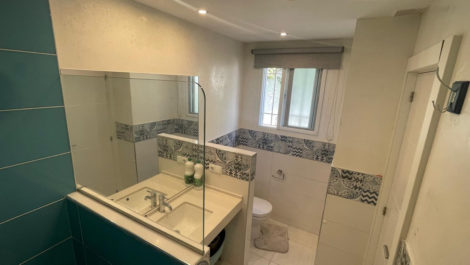 Villas de 7 dormitorios en venta en Marbella – R5117905