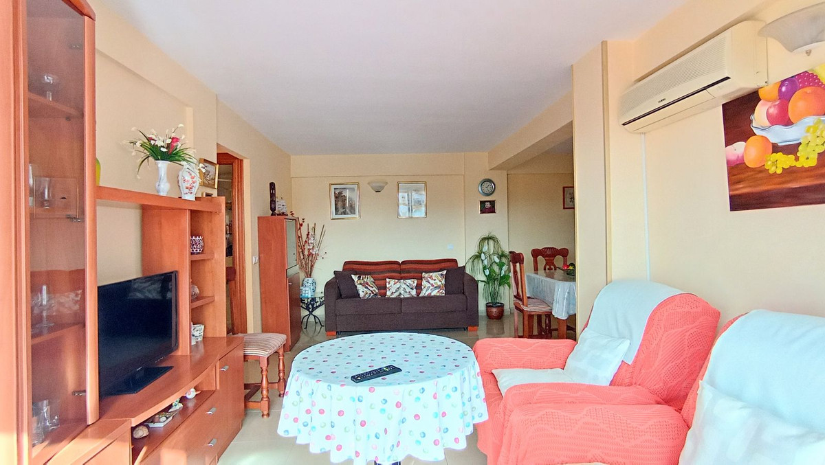 Adosados de 3 dormitorios en venta en Calahonda – R5108875