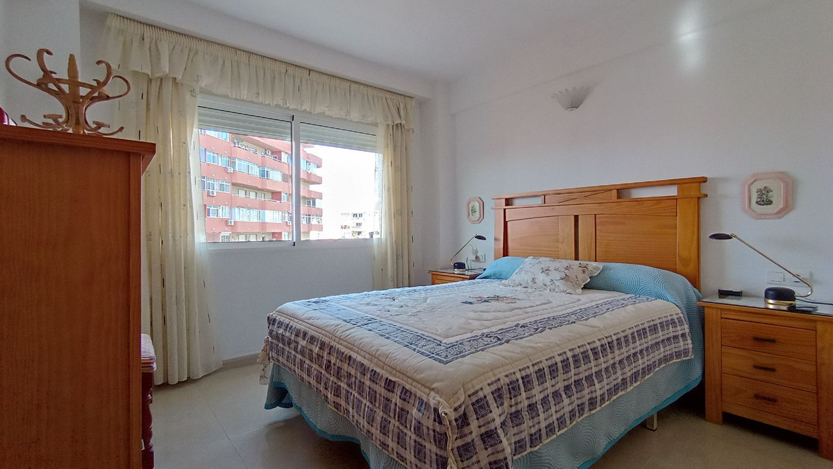 Adosados de 3 dormitorios en venta en Calahonda – R5108875