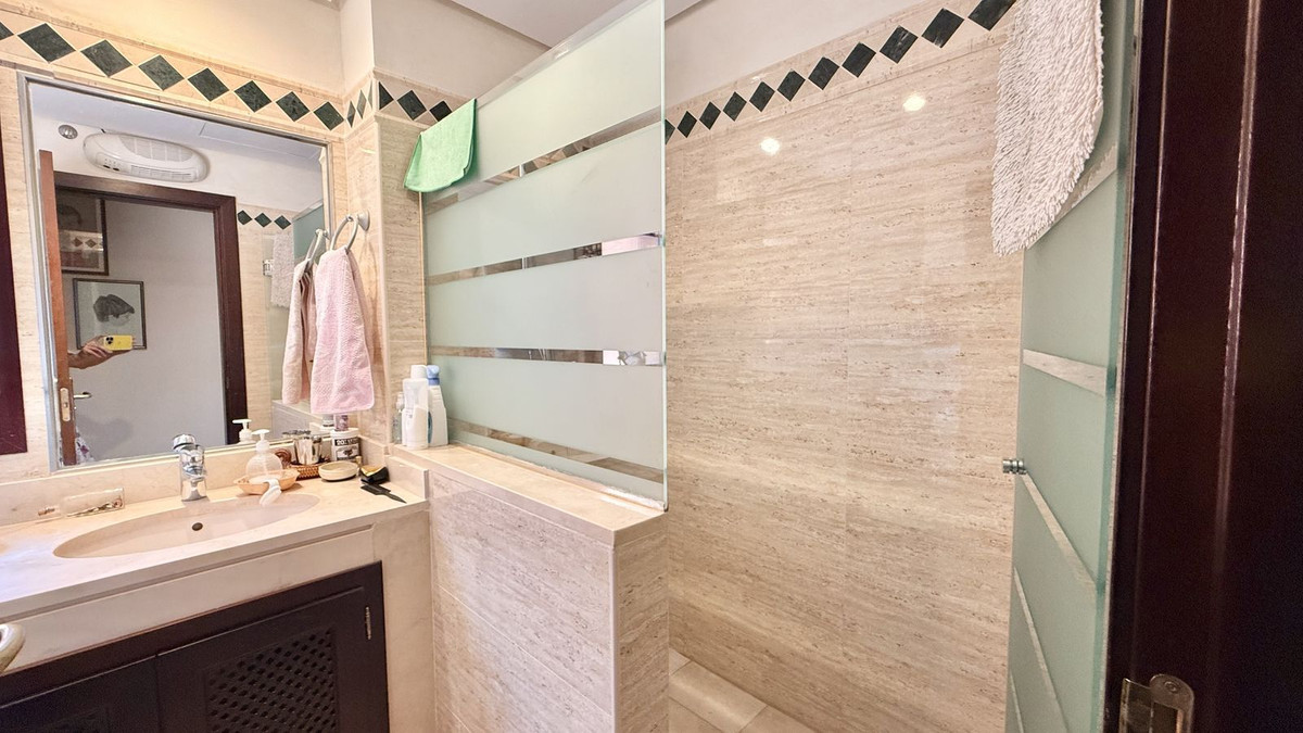 Apartamentos de 2 dormitorios en venta en La Mairena – R5111605