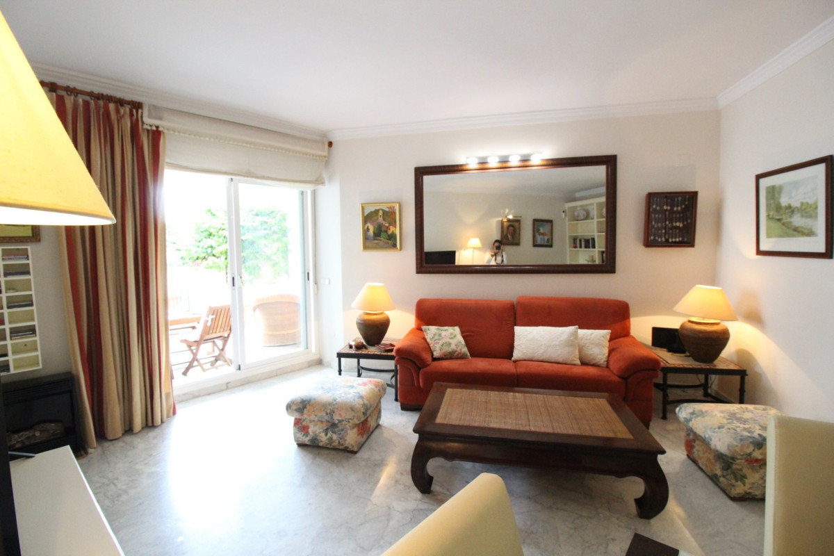 3 bedroom Apartments for sale in Milla de Oro – R5040475