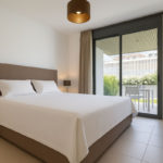 Apartamentos de 3 dormitorios en venta en Elviria – R5118931