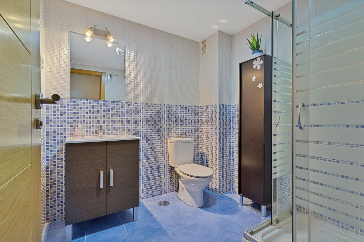 Apartamentos de 3 dormitorios en venta en Mijas – R5119141