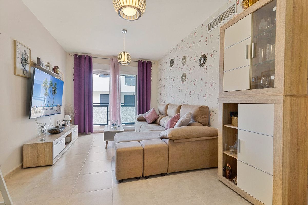 Apartamentos de 3 dormitorios en venta en Mijas – R5119141