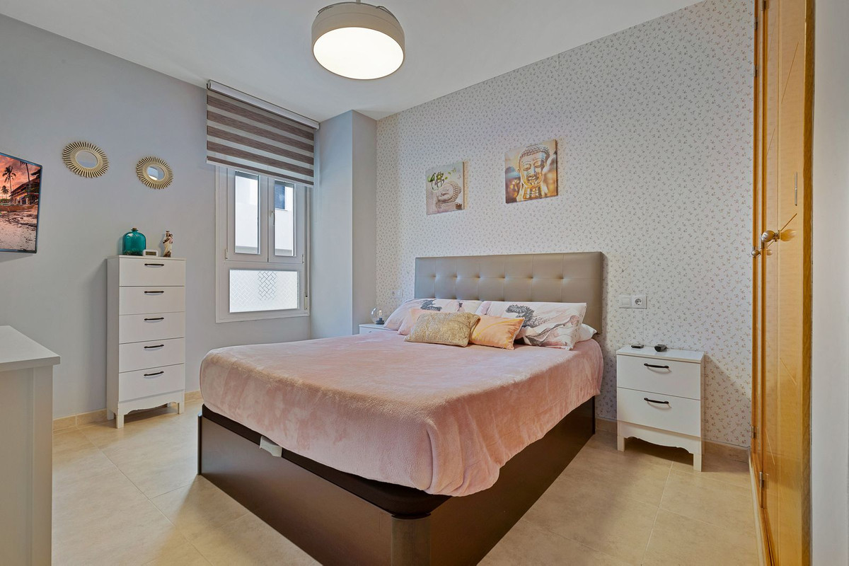 Apartamentos de 3 dormitorios en venta en Mijas – R5119141