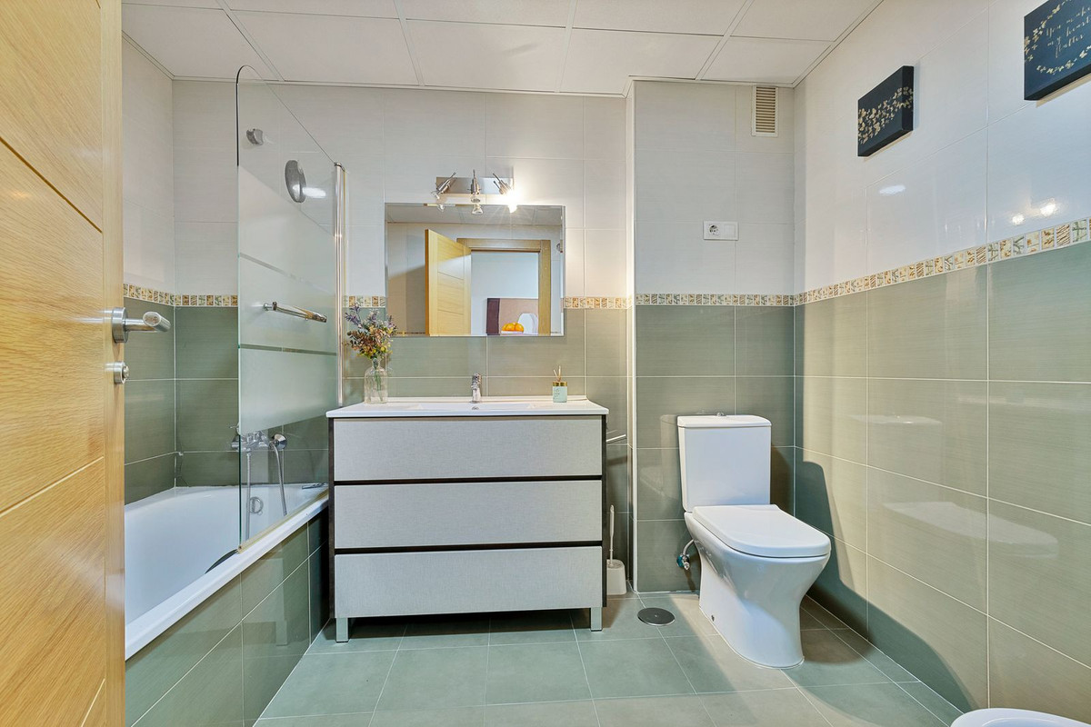 Apartamentos de 3 dormitorios en venta en Mijas – R5119141
