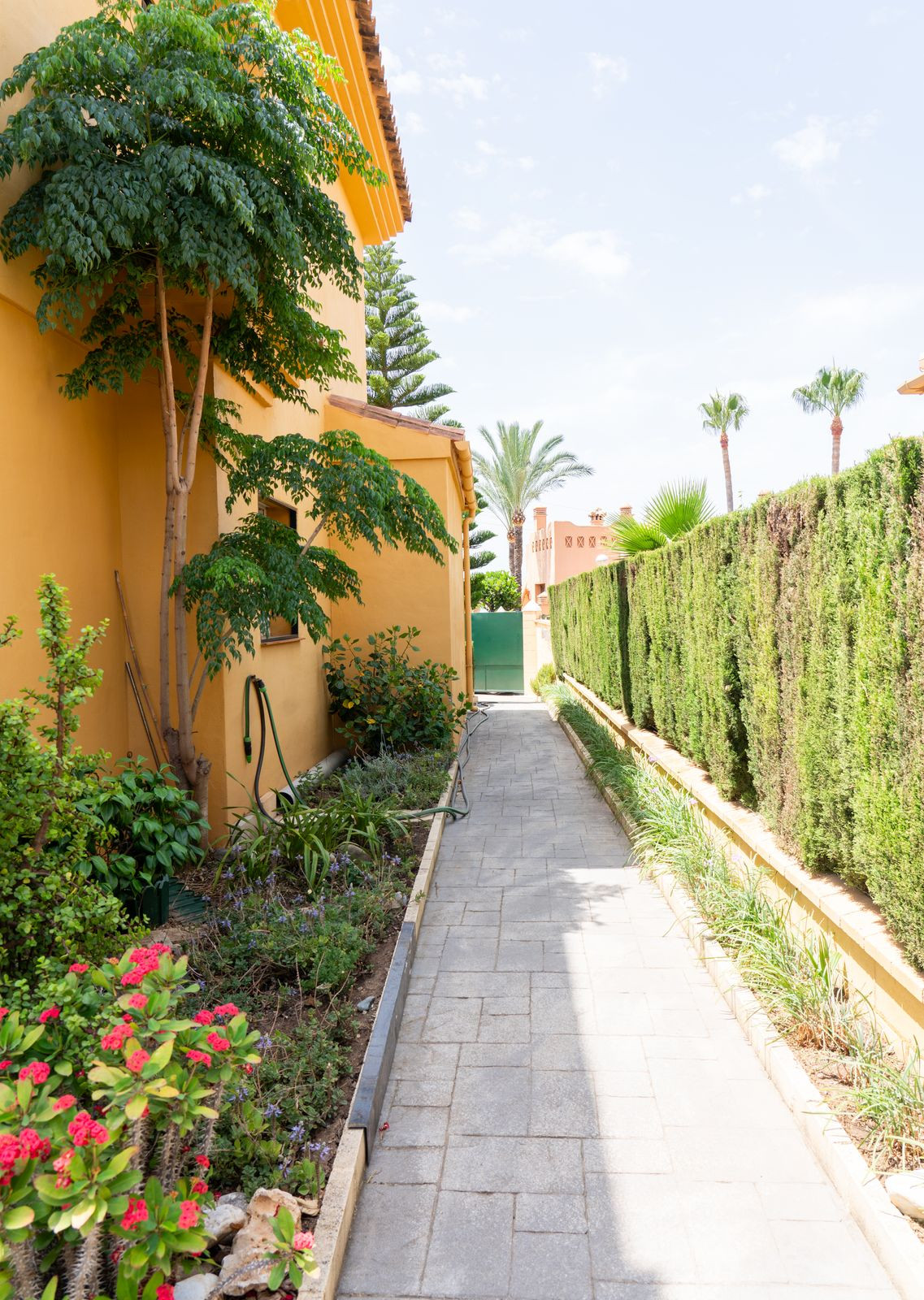 Pareados de 3 dormitorios en venta en Riviera del Sol – R5118148