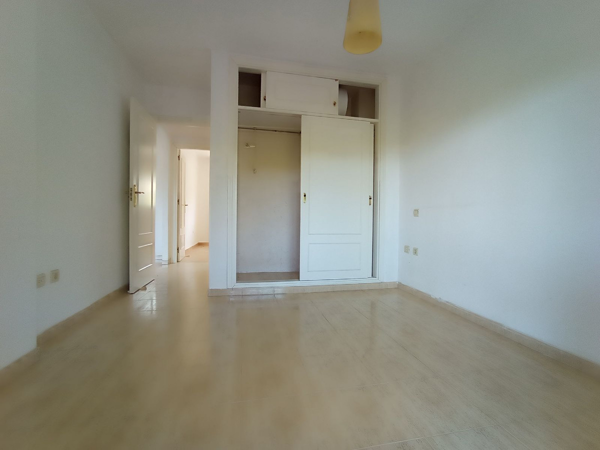 2 bedroom Apartments for sale in Calahonda – R5119918