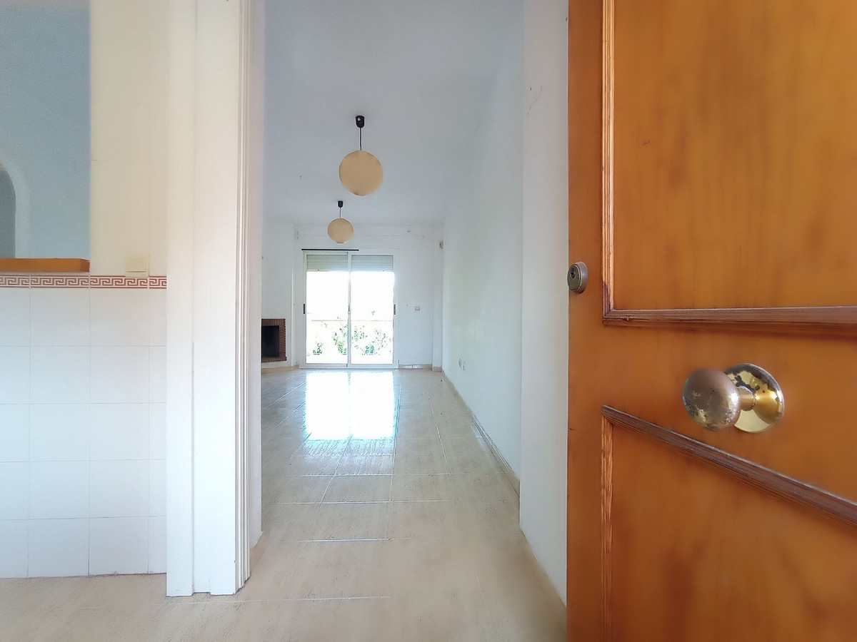 2 bedroom Apartments for sale in Calahonda – R5119918