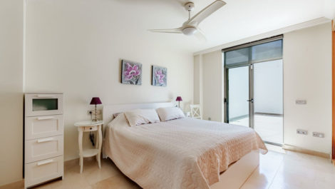 Apartamentos de 2 dormitorios en venta en Los Flamingos – R5110855