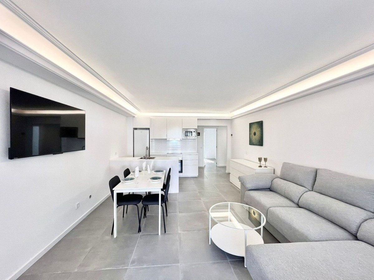 3 bedroom Apartments for sale in Atalaya – R4964167