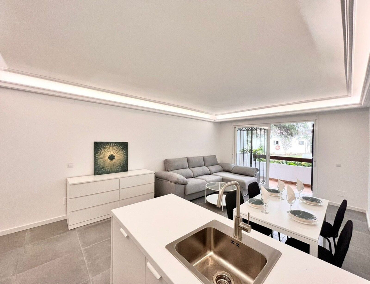 3 bedroom Apartments for sale in Atalaya – R4964167