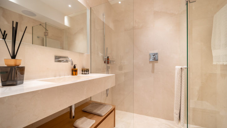 Apartamentos de 3 dormitorios en venta en La Quinta – R5123335 en 