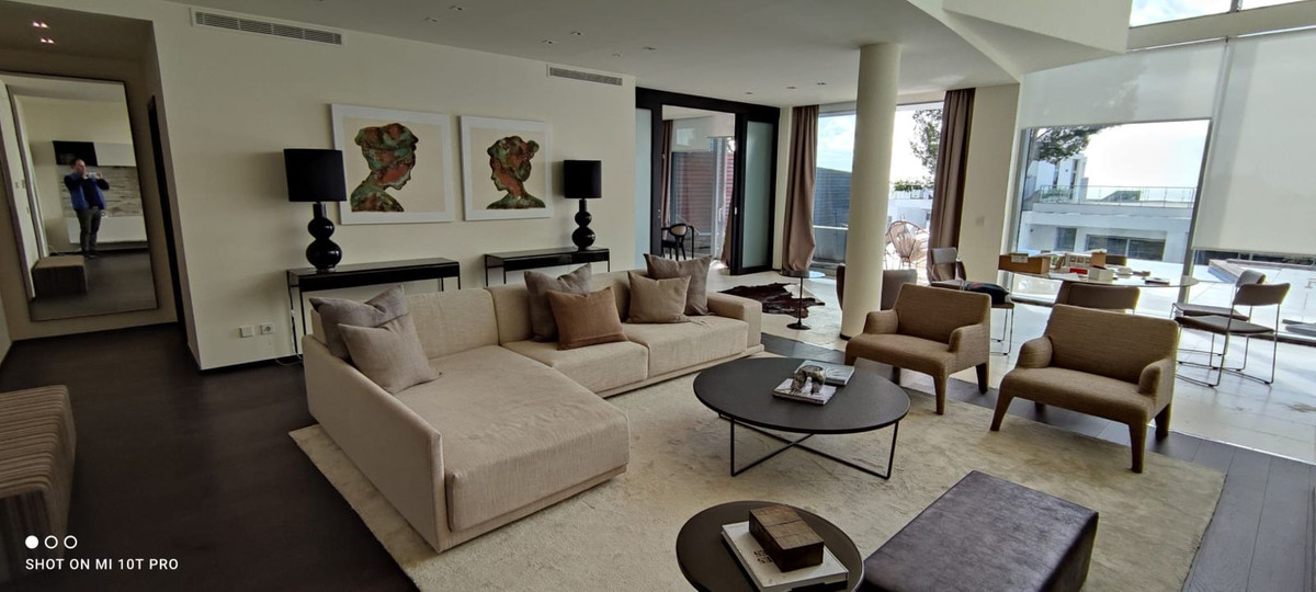 3 bedroom Townhouses for sale in Sierra Blanca – R5118193