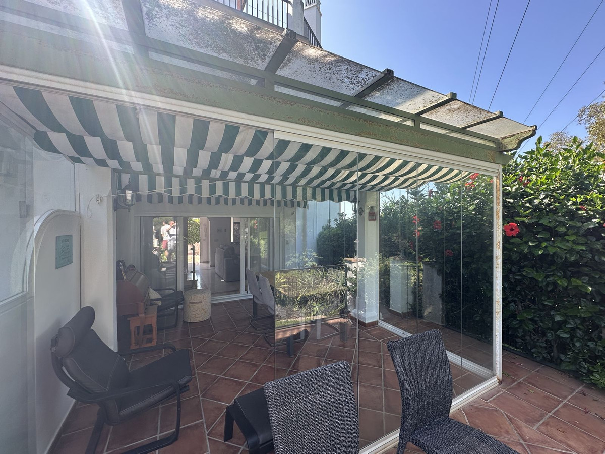 Adosados de 3 dormitorios en venta en Cabopino – R5111422