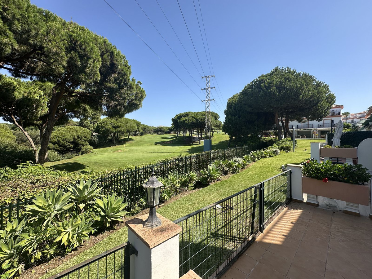 Adosados de 3 dormitorios en venta en Cabopino – R5111422