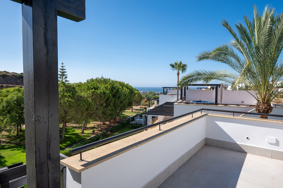 2 bedroom Townhouses for sale in Marbella – R5115724