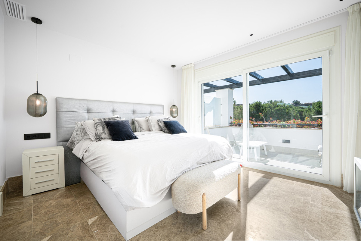2 bedroom Townhouses for sale in Marbella – R5115724
