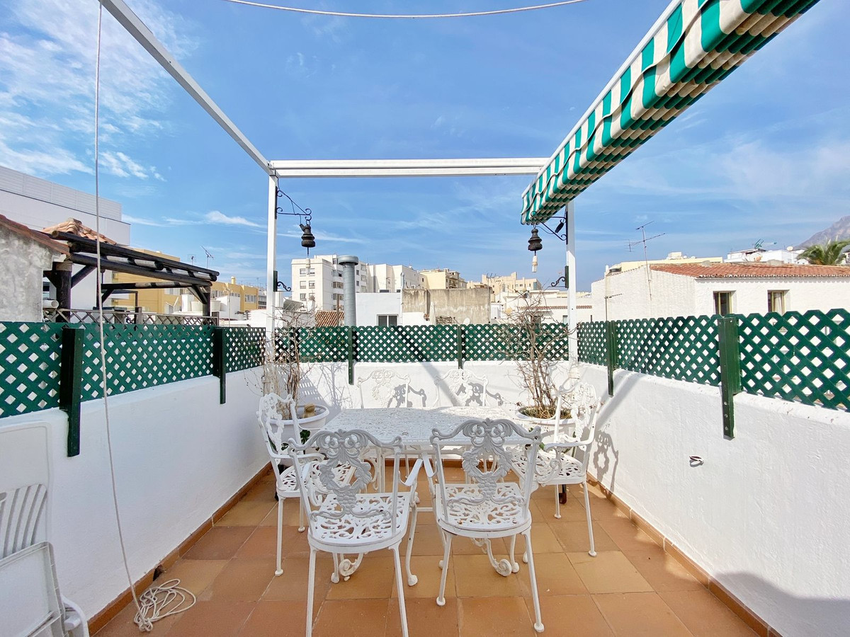 3 bedroom Penthouses for sale in Marbella – R5120617