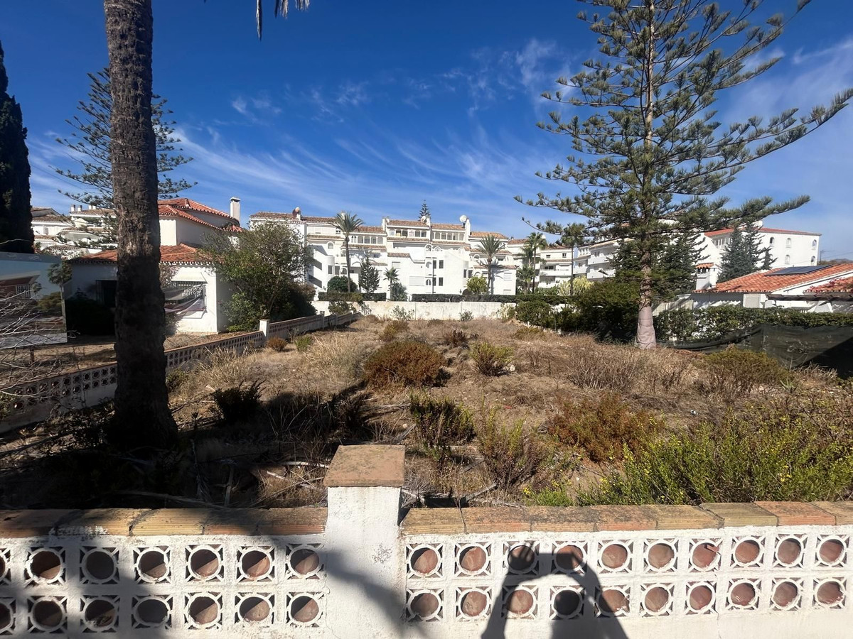 Plots for sale in Marbesa – R4794652