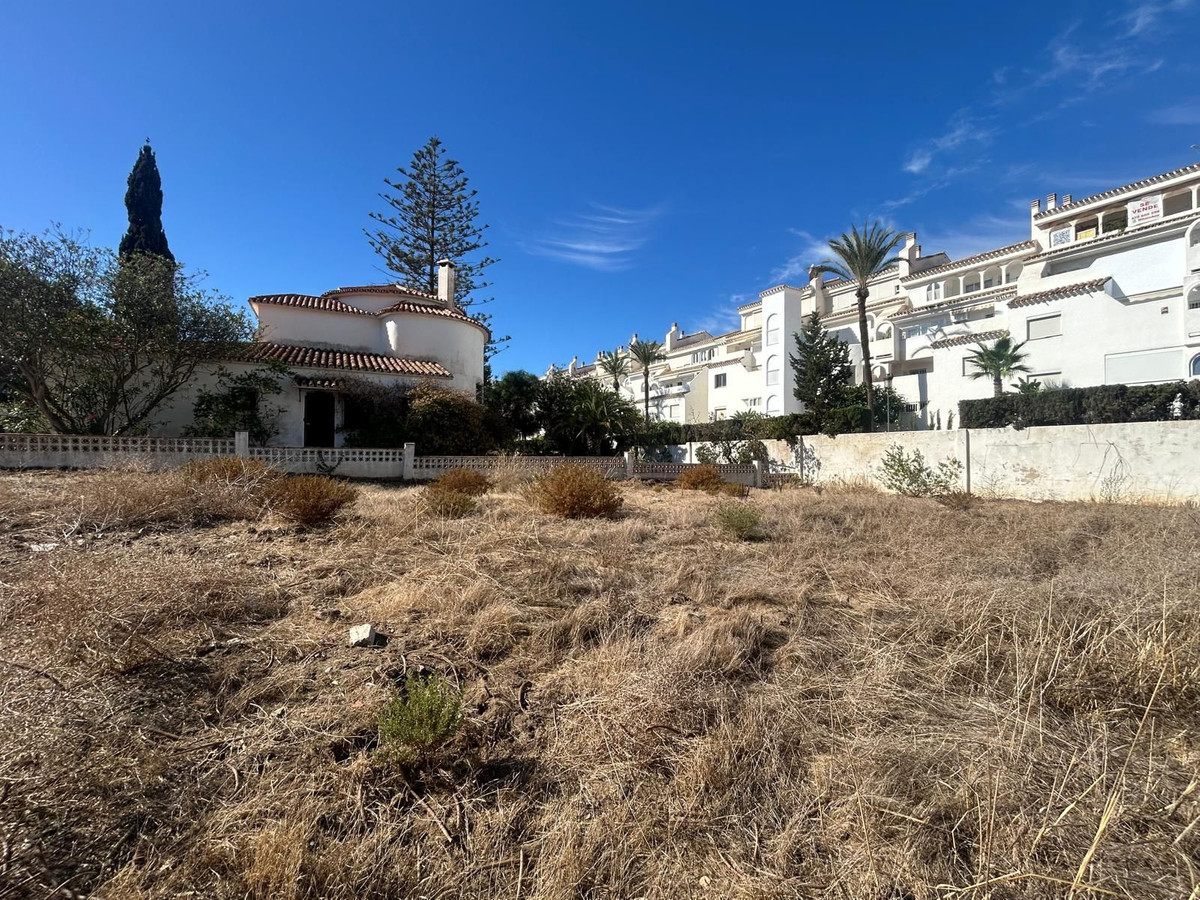 Plots for sale in Marbesa – R4794652