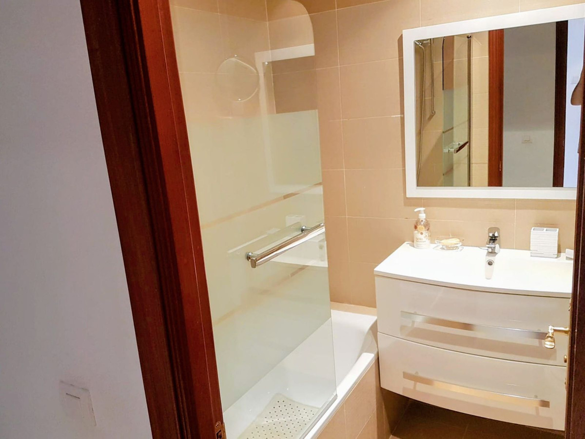 Apartamentos de 2 dormitorios en venta en Miraflores – R5110831