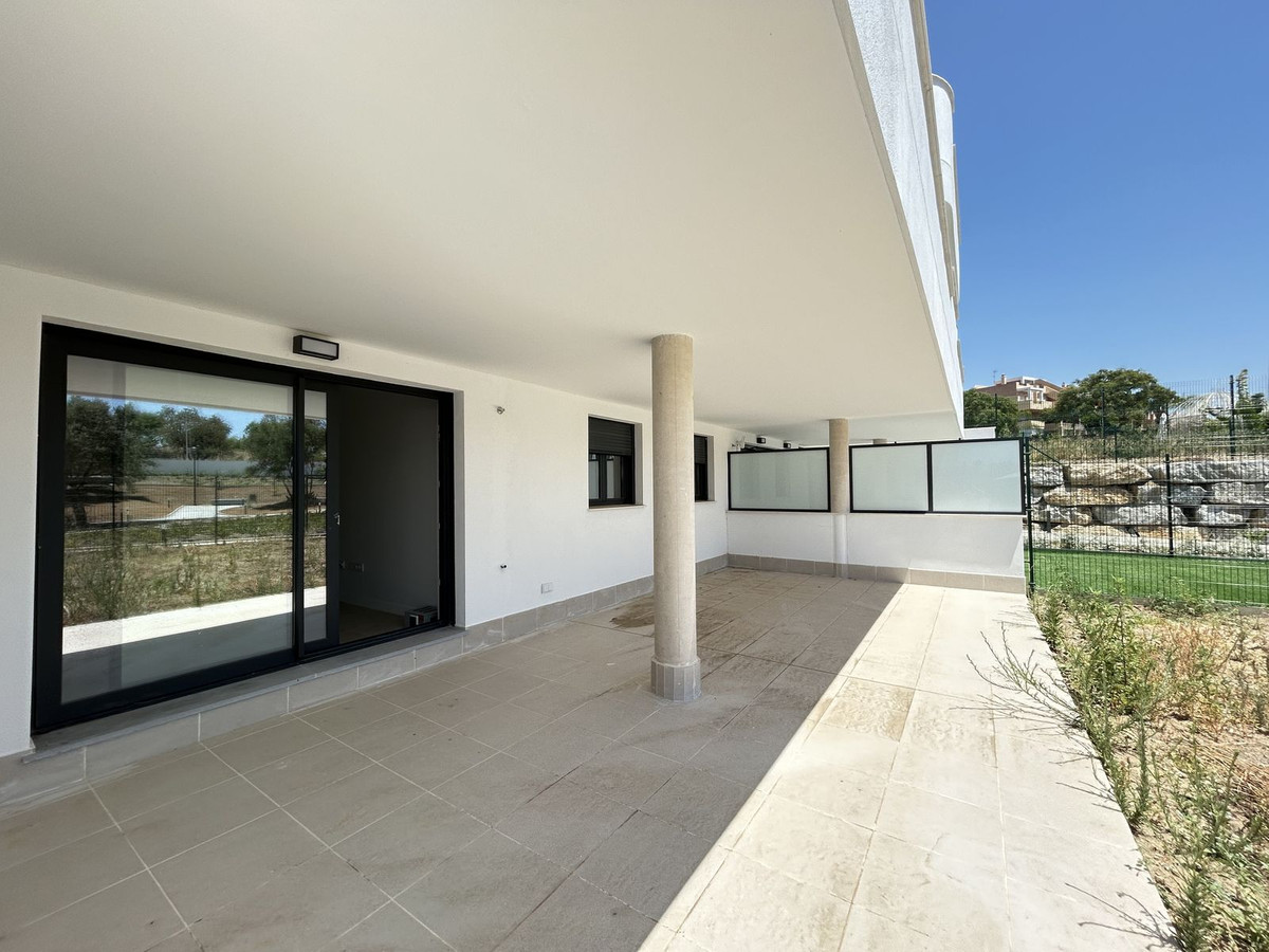 2 bedroom Apartments for sale in Nueva Milla de Oro – R5114620