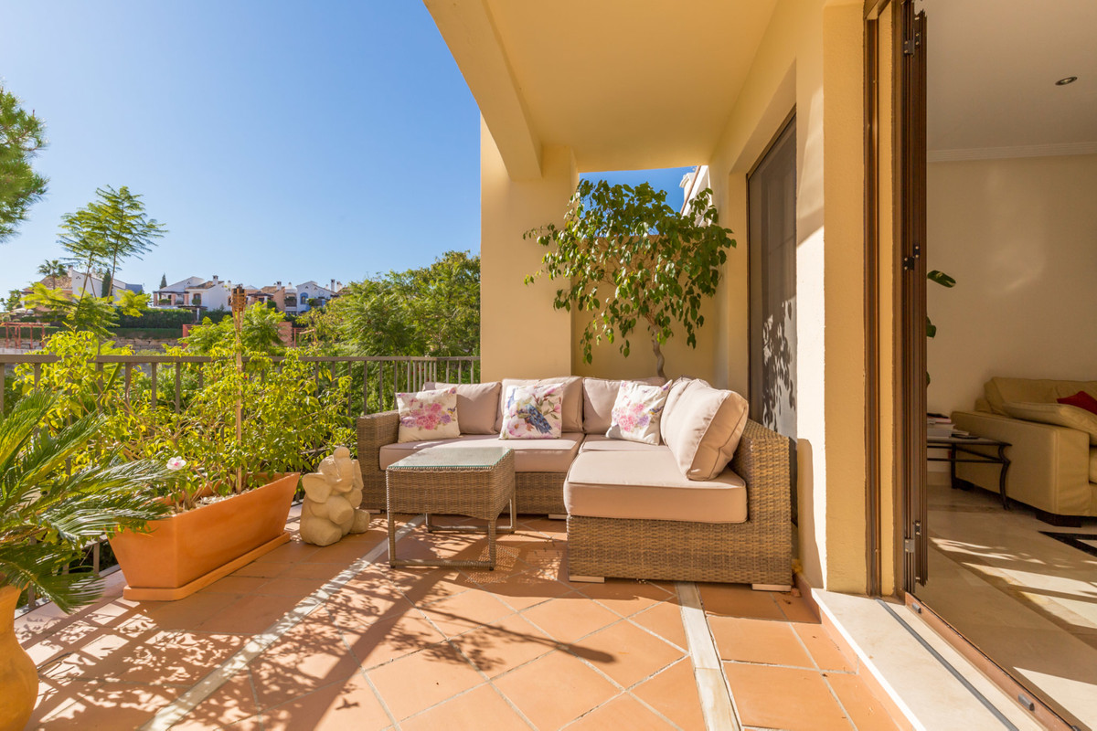 3 bedroom Apartments for sale in Los Arqueros – R5120680