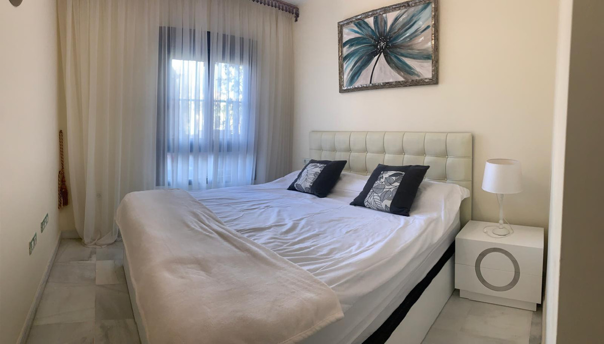 2 bedroom Apartments for sale in Hacienda del Sol – R4987423