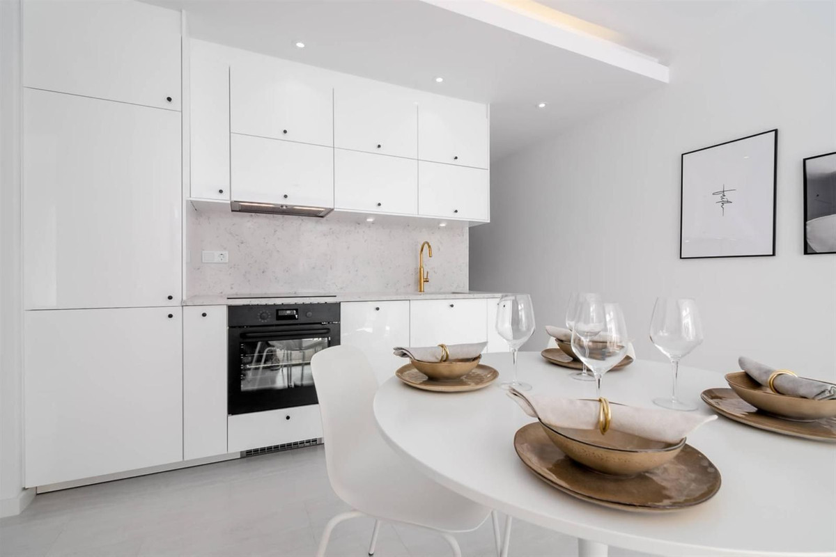 Apartamentos de 3 dormitorios en venta en La Quinta – R5117794