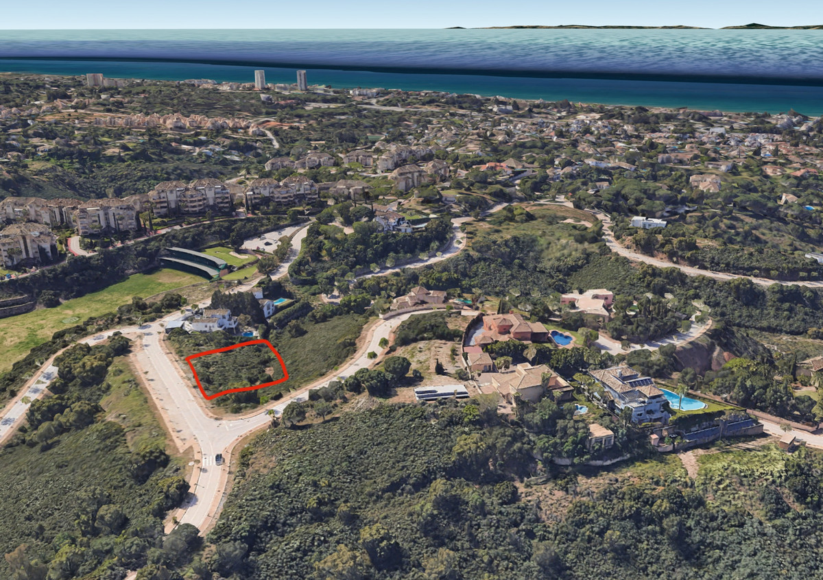 Parcelas en venta en Elviria – R5065894