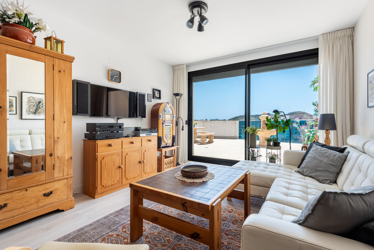 Aticos de 3 dormitorios en venta en Mijas – R5123236