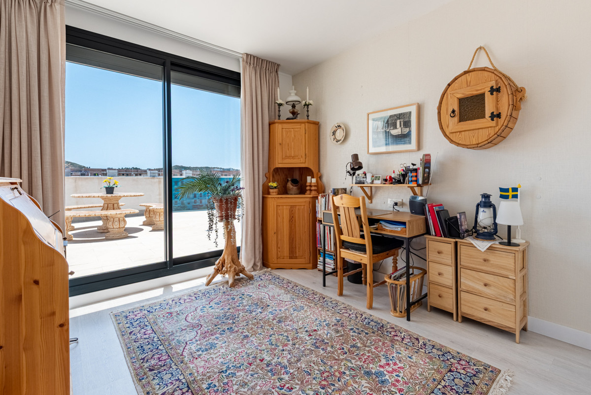 Aticos de 3 dormitorios en venta en Mijas – R5123236
