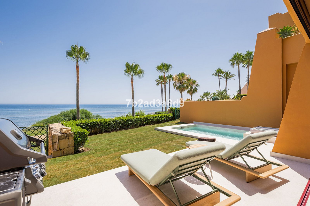 4 bedroom Apartments for sale in Nueva Milla de Oro – R5107813