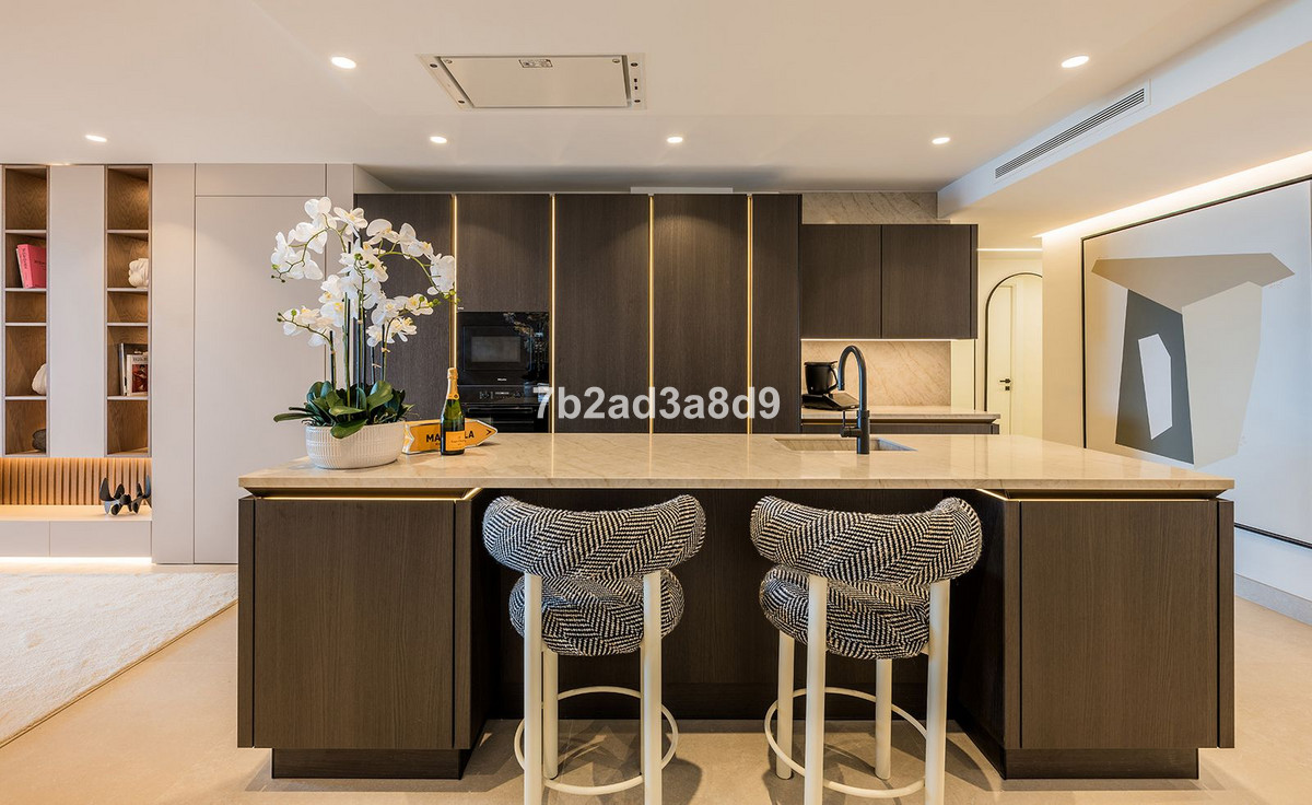4 bedroom Apartments for sale in Nueva Milla de Oro – R5107813