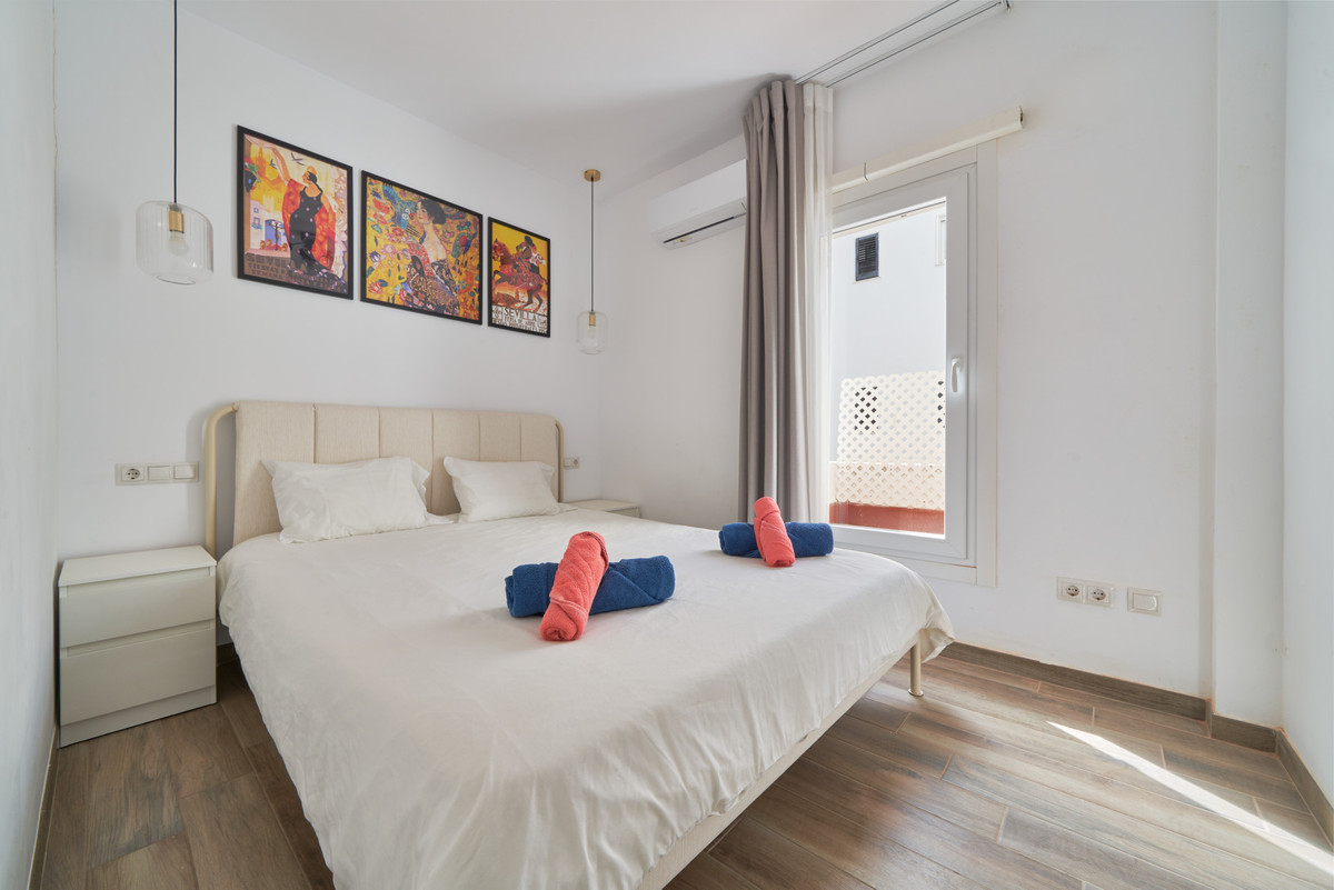 Apartamentos de 2 dormitorios en venta en Elviria – R5081608