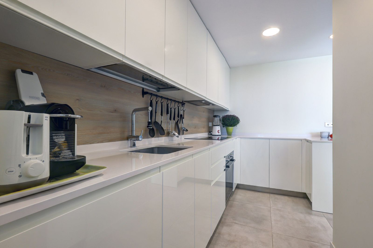 Apartamentos de 3 dormitorios en venta en Selwo – R4893403