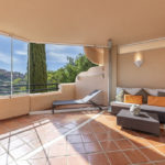 Apartamentos de 3 dormitorios en venta en Elviria – R5117932