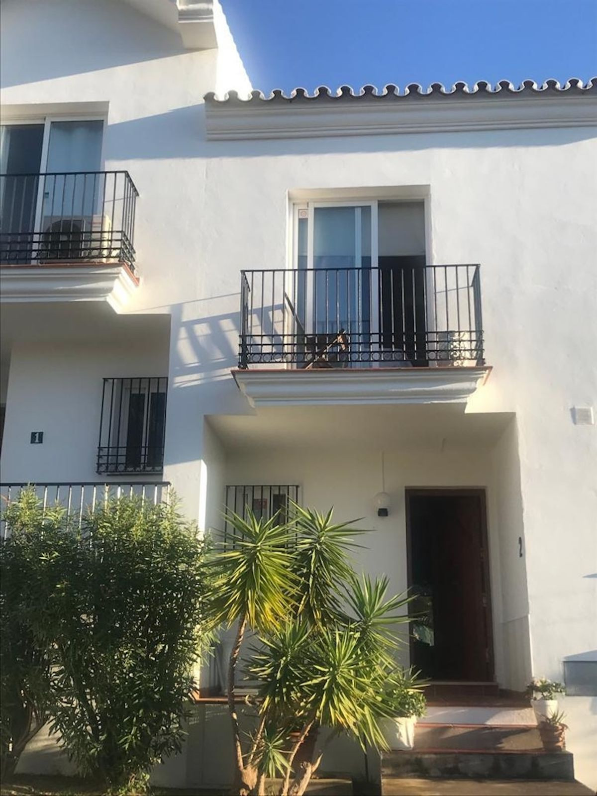Adosados de 3 dormitorios en venta en Riviera del Sol – R5043595