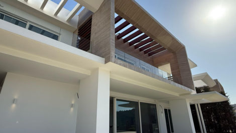 6 bedroom Villas for sale in Marbella – R5119645
