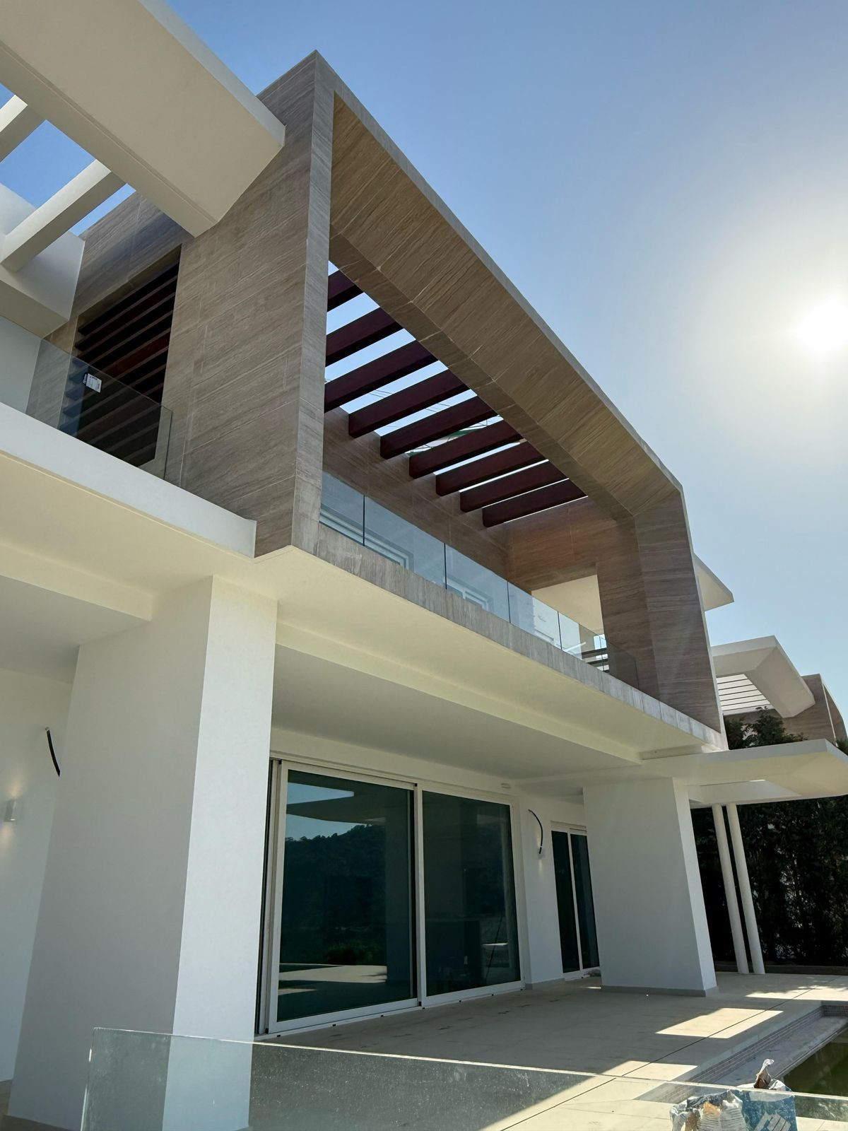 6 bedroom Villas for sale in Marbella – R5119645