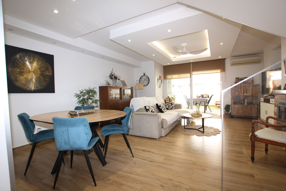 3 bedroom Townhouses for sale in Marbella – R5115250